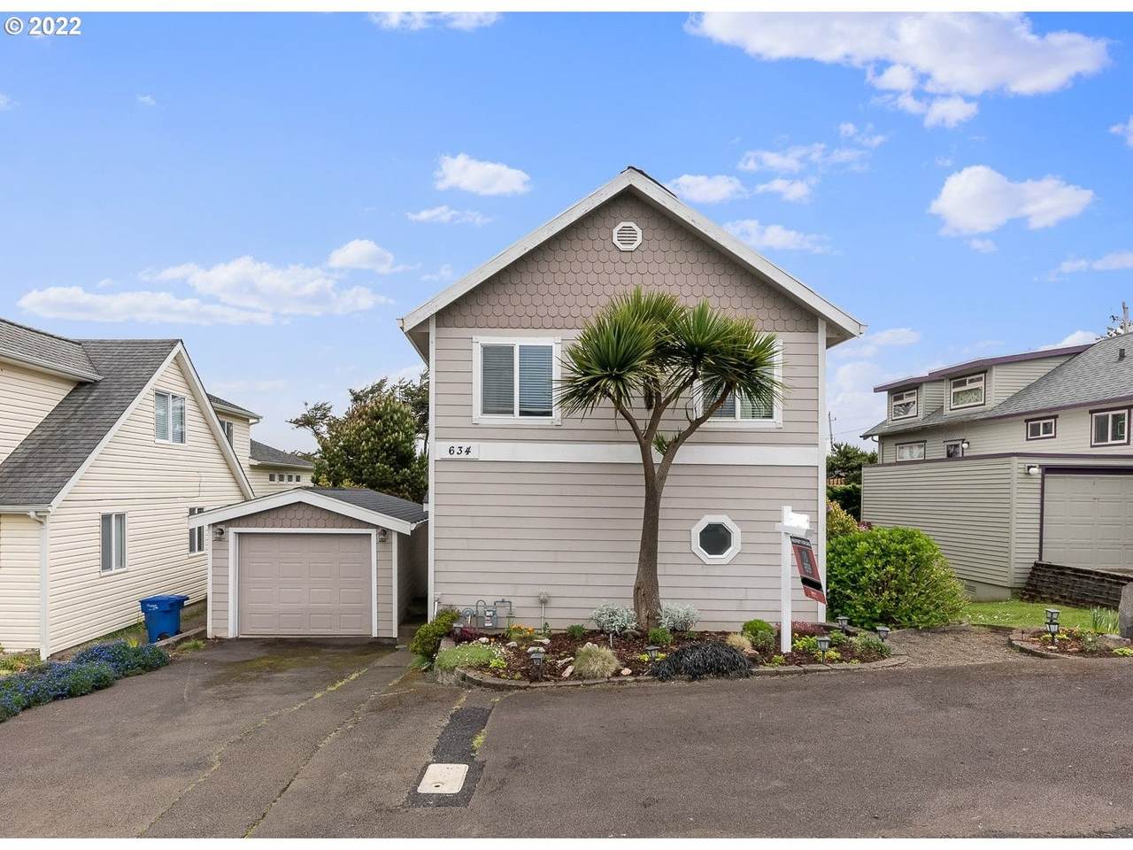 634 Ebb Ave - Photo 1