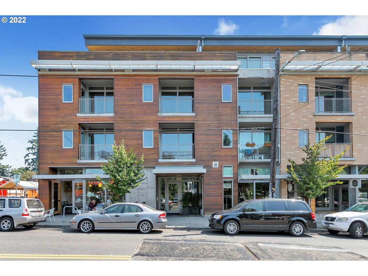 4216 Mississippi Ave - Photo 1