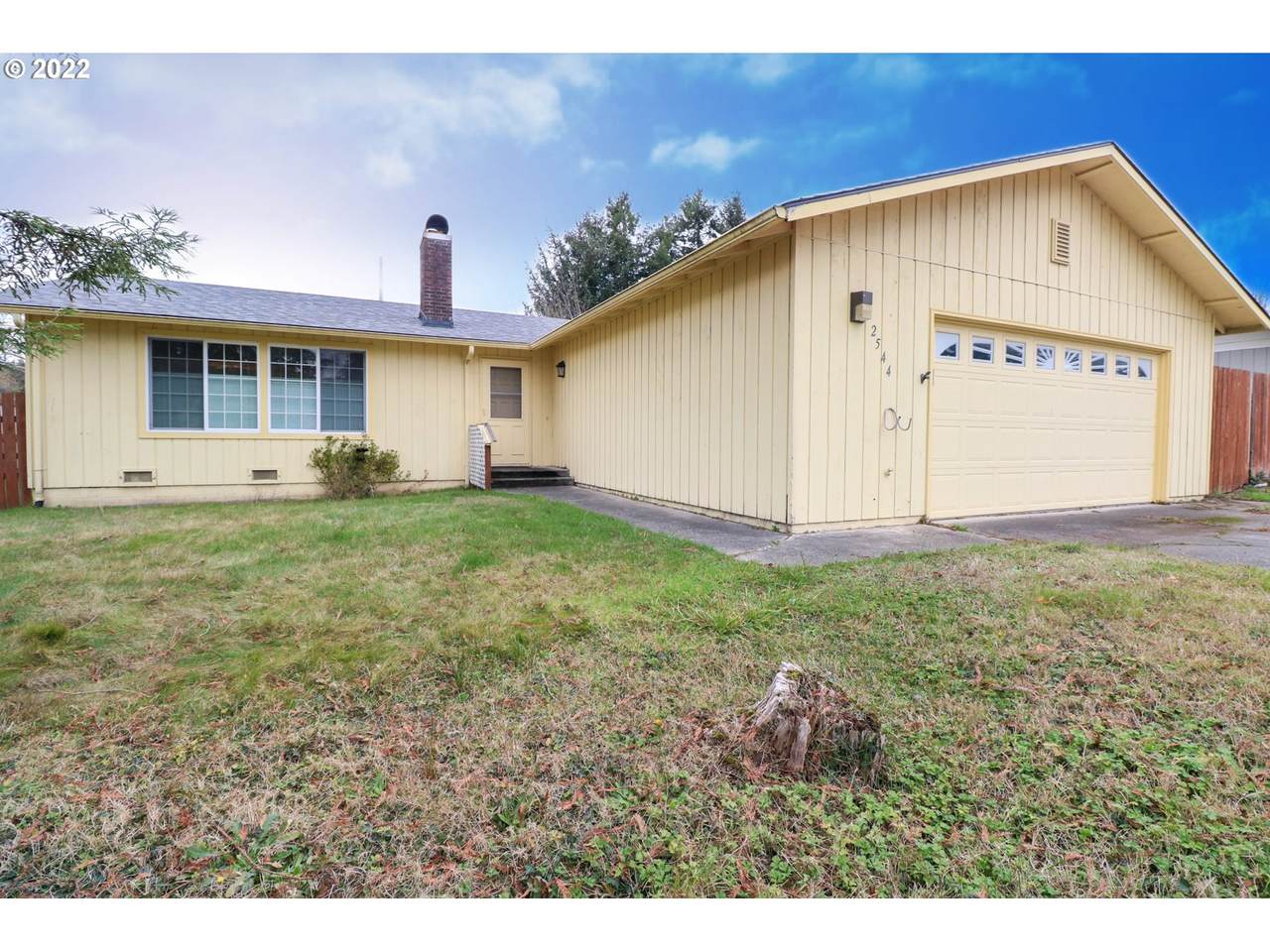 2544 Pine - Photo 1