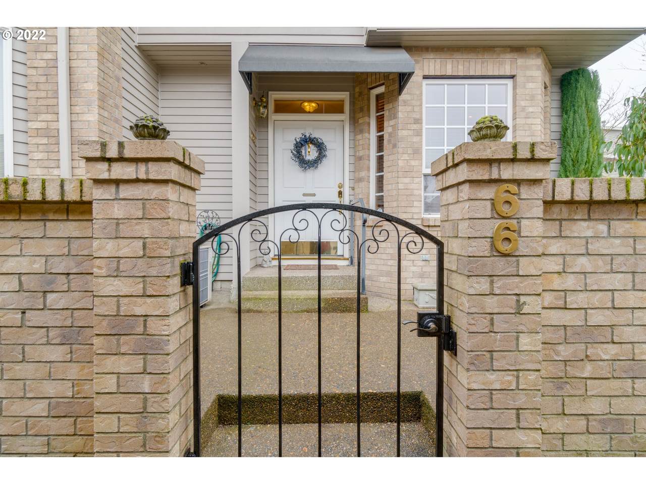28635 Roger Blvd - Photo 1