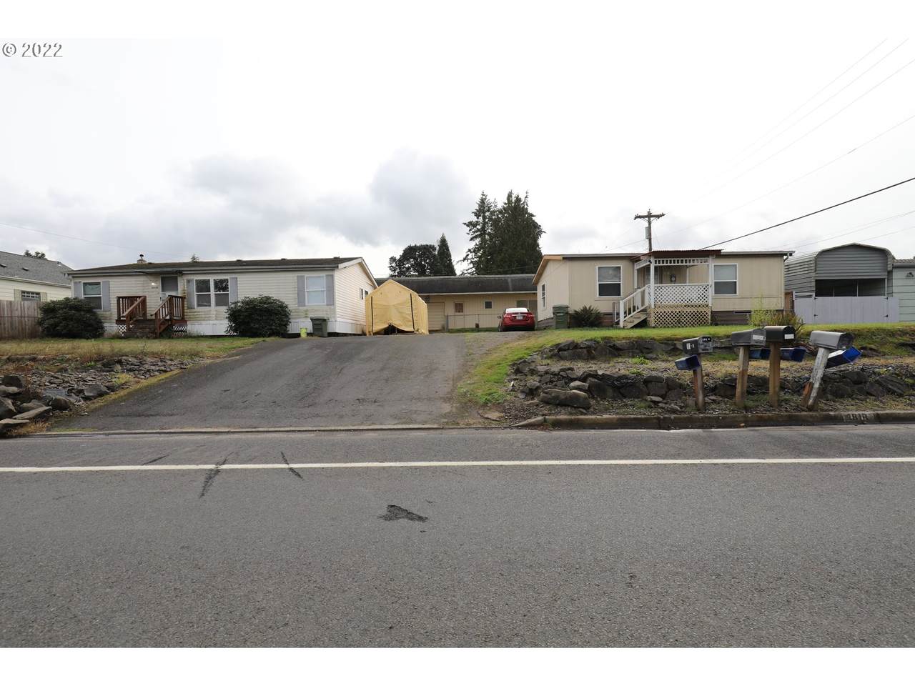 181 Beacon Hill Dr - Photo 1