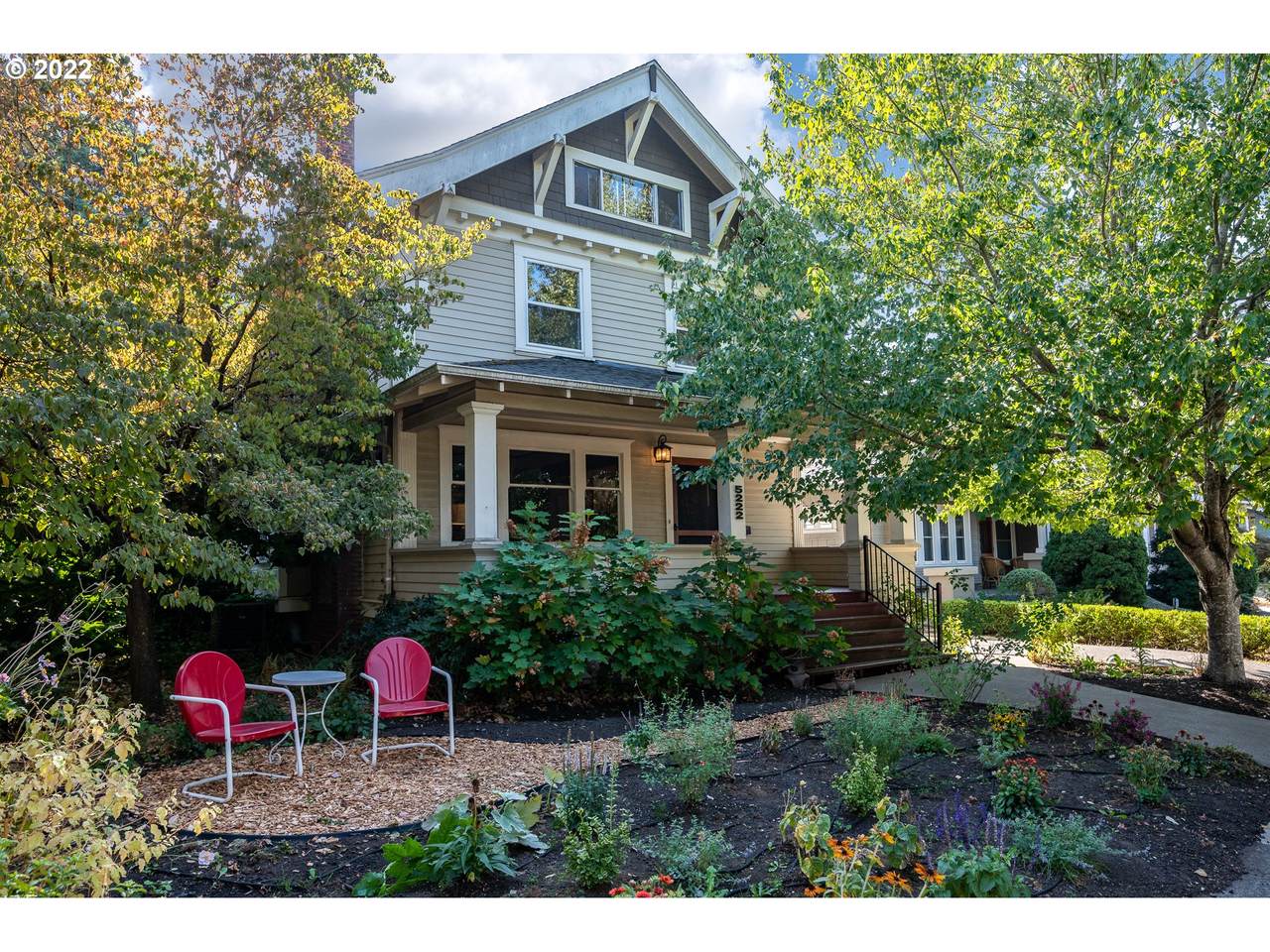 5222 Alameda St - Photo 1