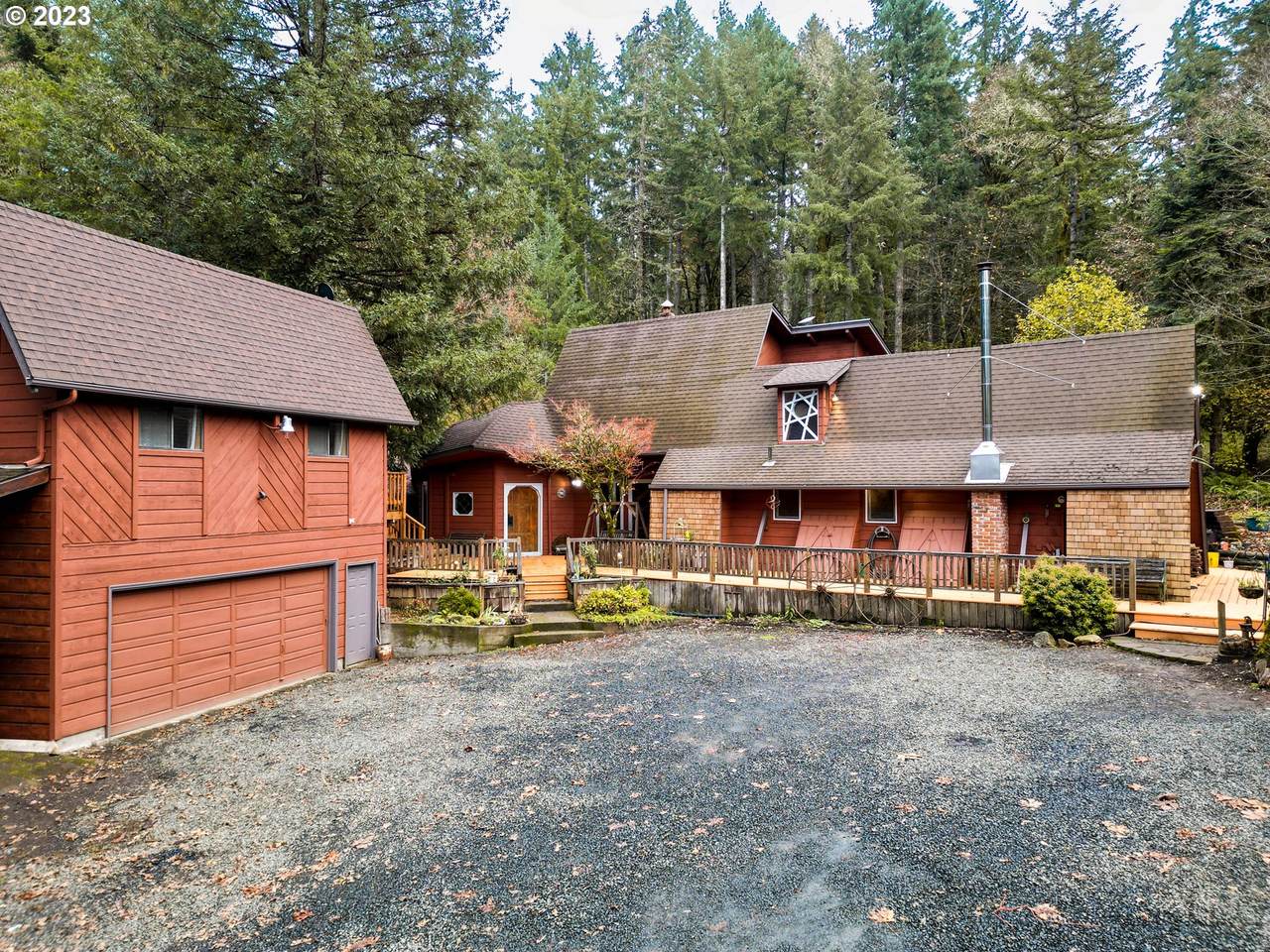 15290 Strong Rd - Photo 1