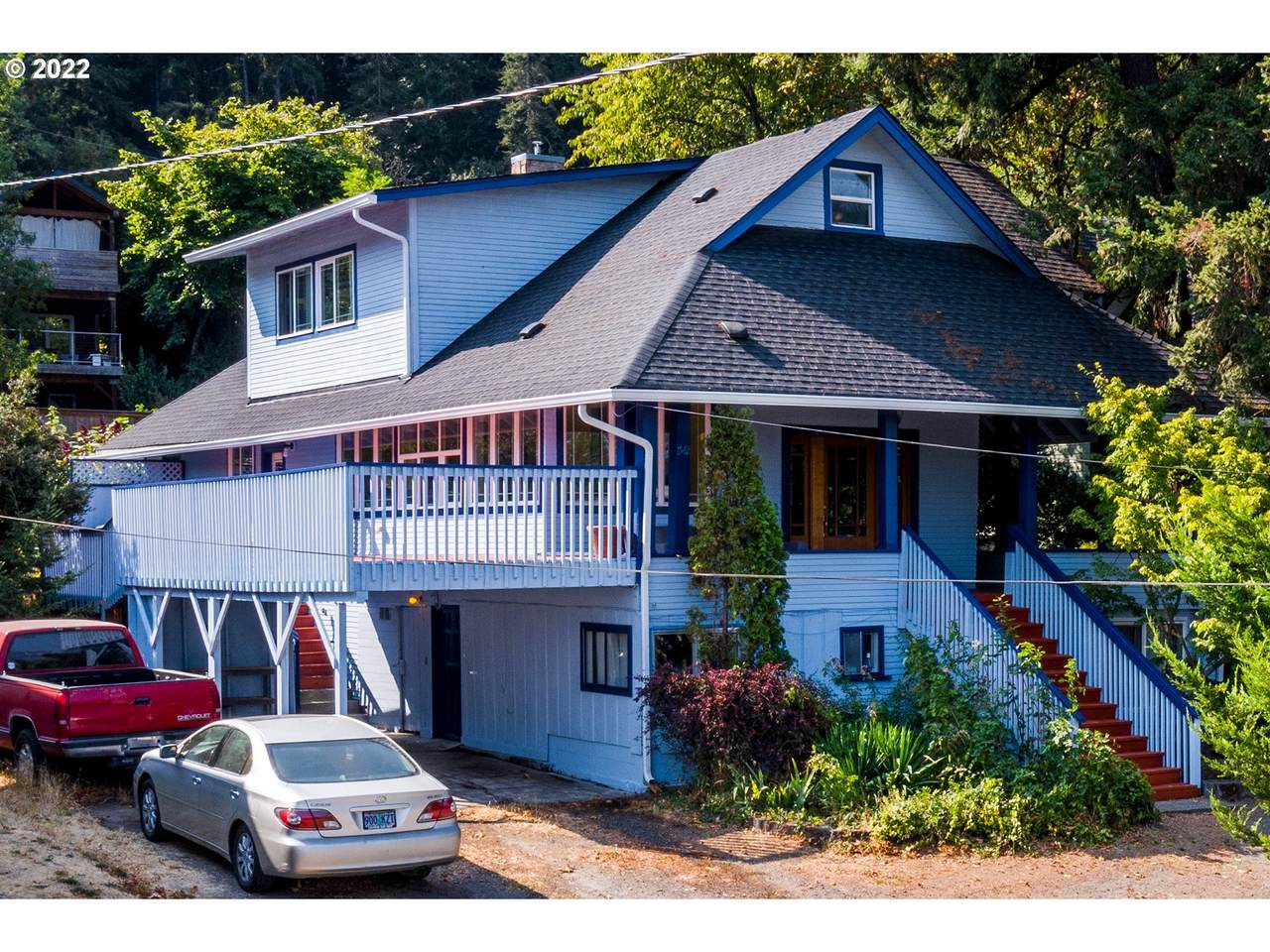 1542 Riverview St - Photo 1