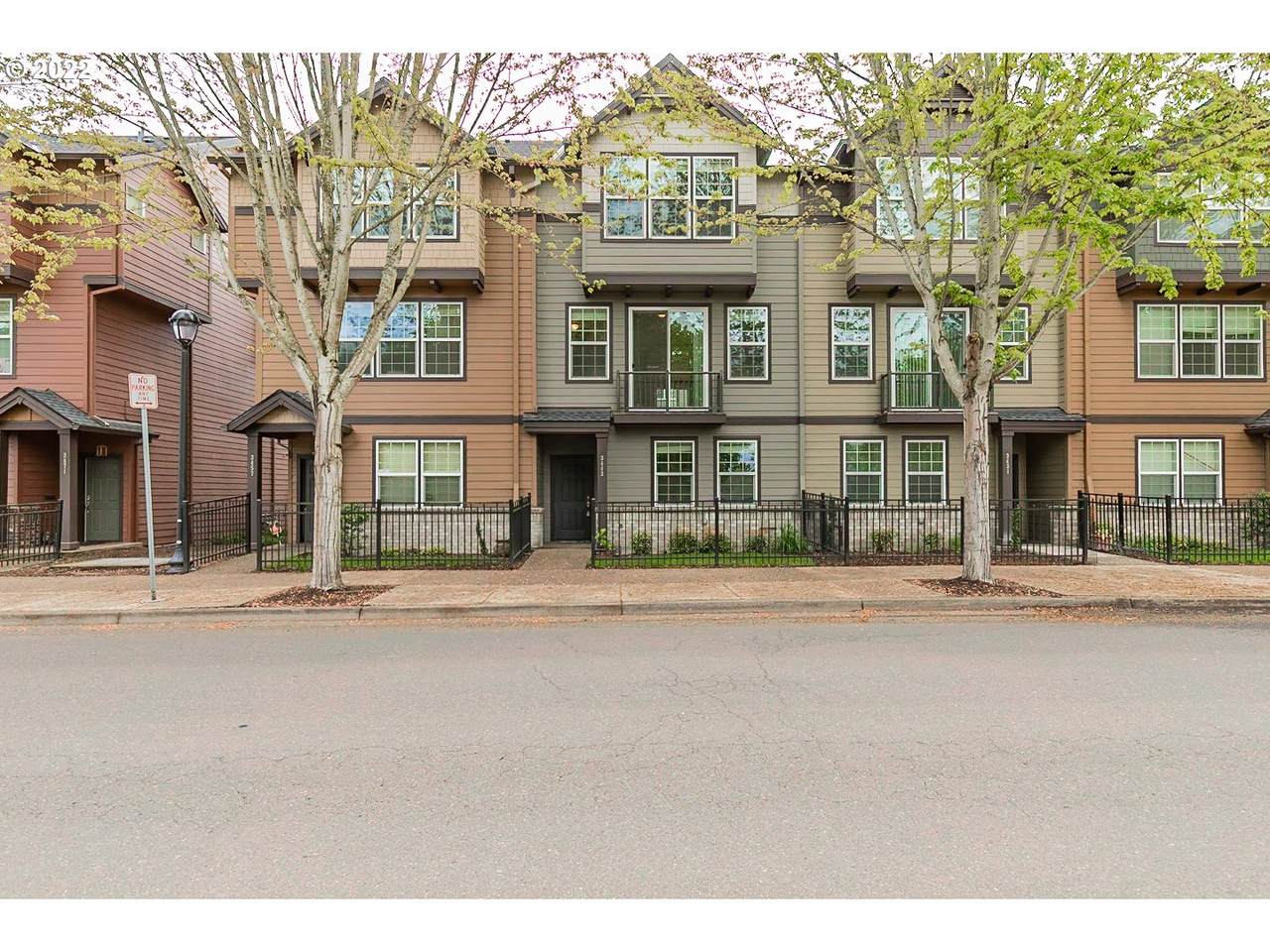 3443 Brookwood Ave - Photo 1