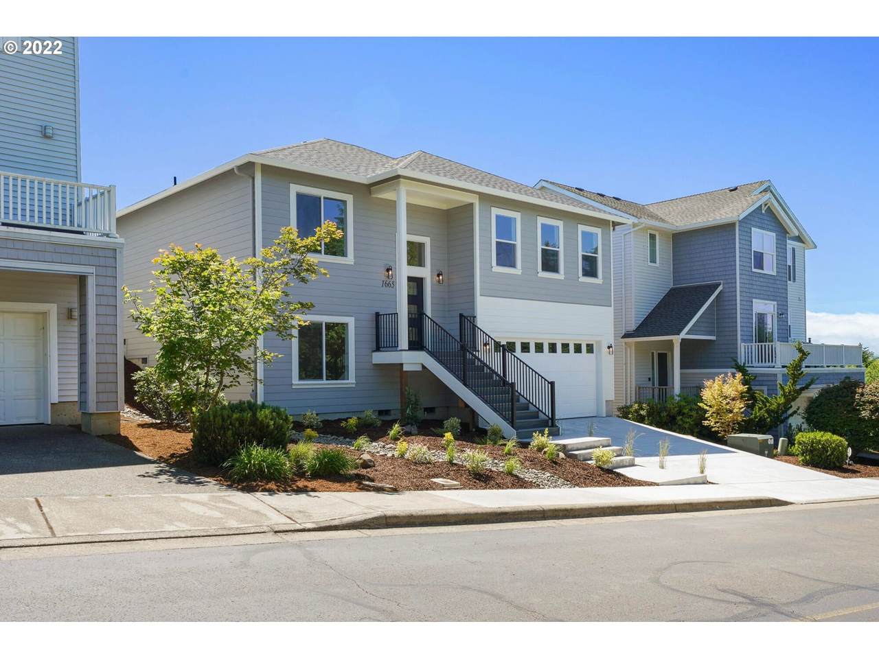 1665 Ocean Highlands Pkwy - Photo 1