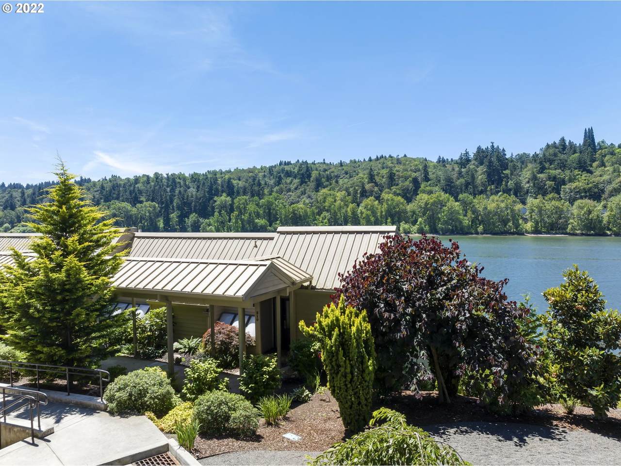 210 Spokane St - Photo 1