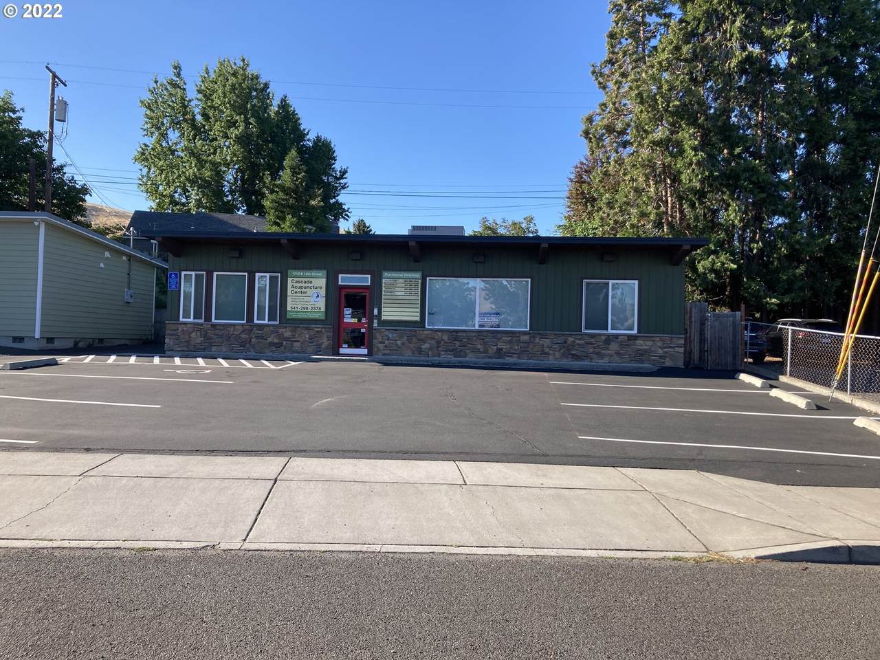 1712 12TH St - Photo 1