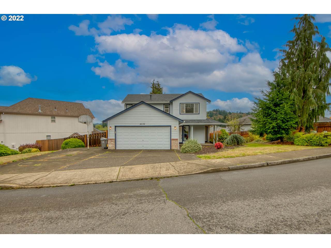 4532 Powell Butte Pkwy - Photo 1