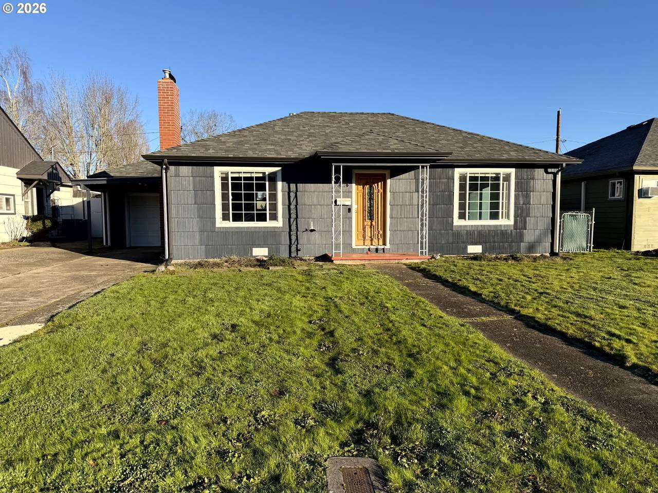 591 Wayne Dr - Photo 1