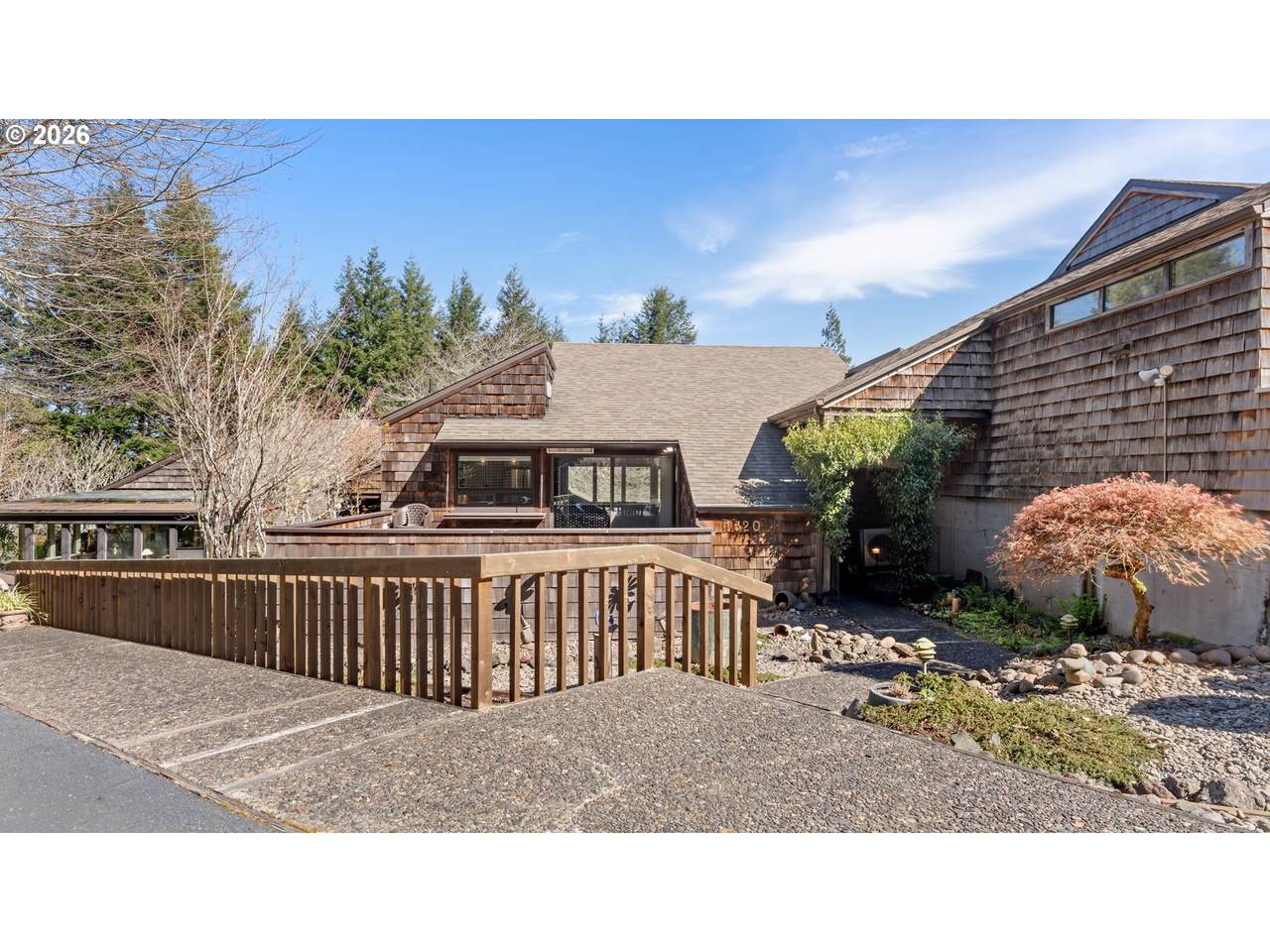 https://bt-photos.global.ssl.fastly.net/portland/1280_boomver_1_228277583-2.jpg