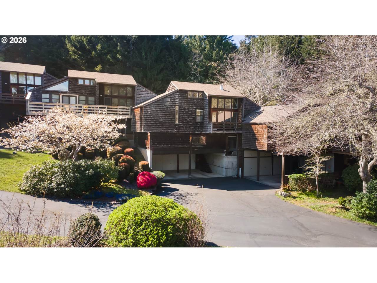 https://bt-photos.global.ssl.fastly.net/portland/1280_boomver_1_228277583-2.jpg