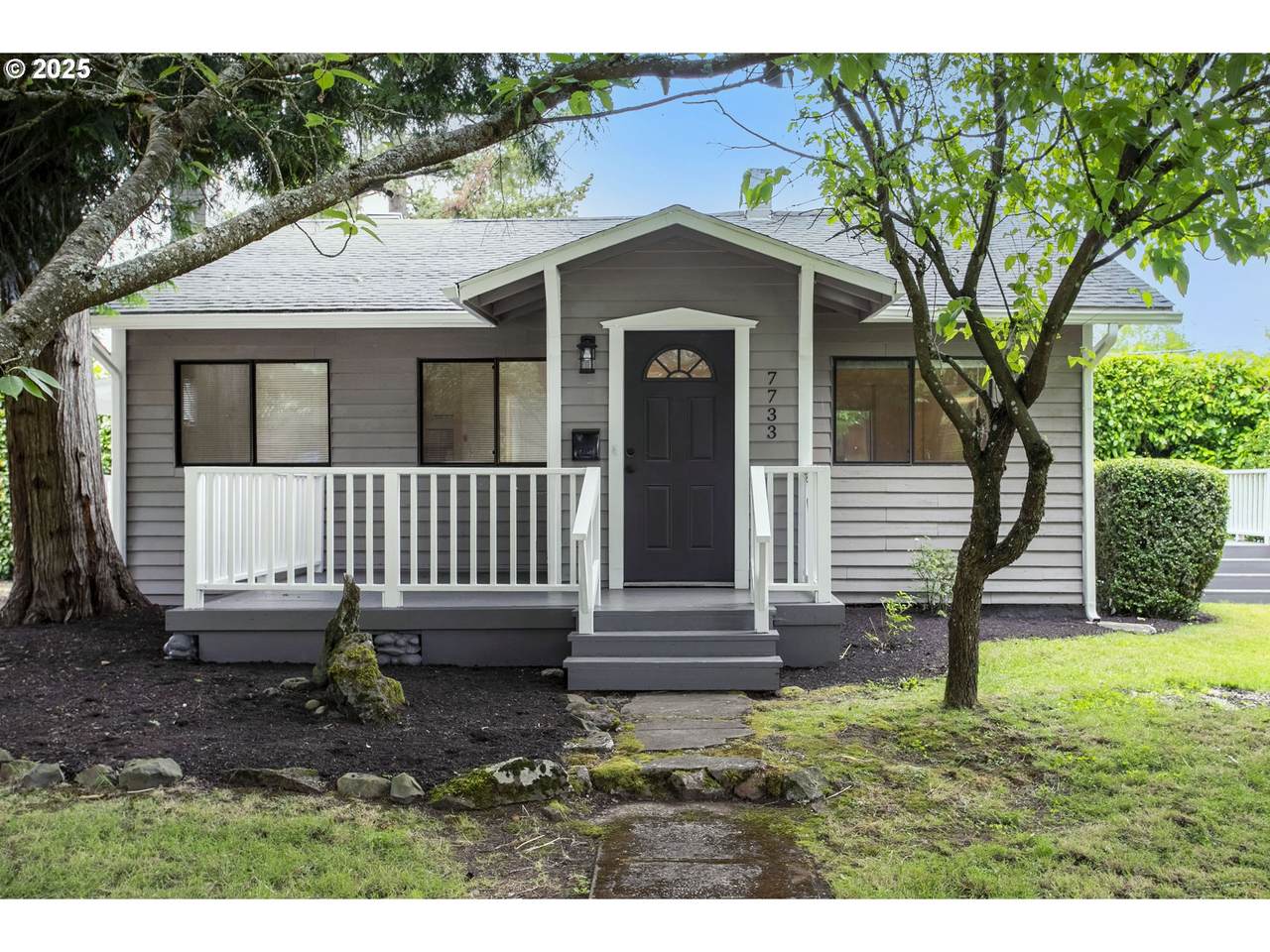 7733 Mason St - Photo 1