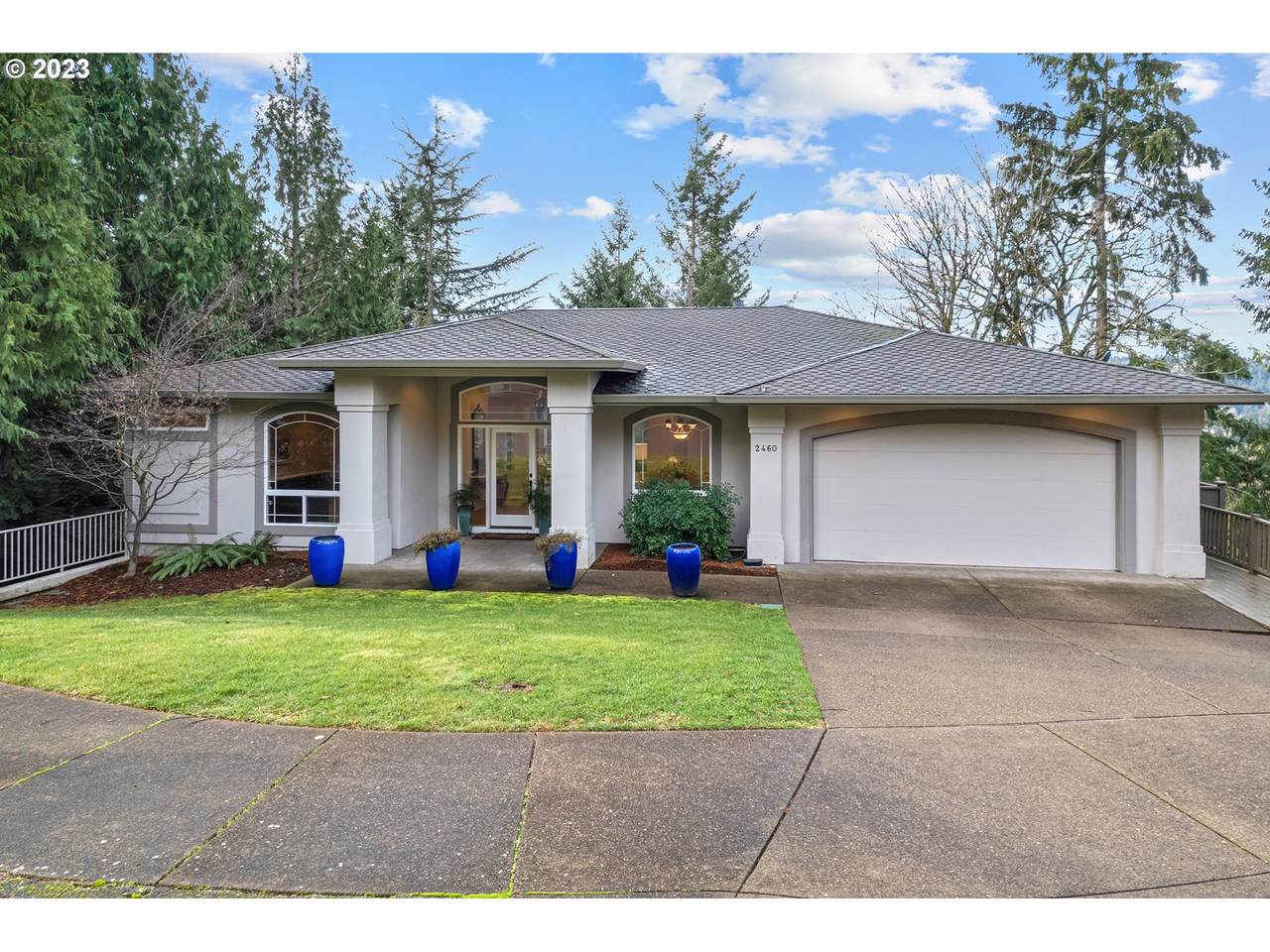 2460 Tipperary Ct - Photo 1