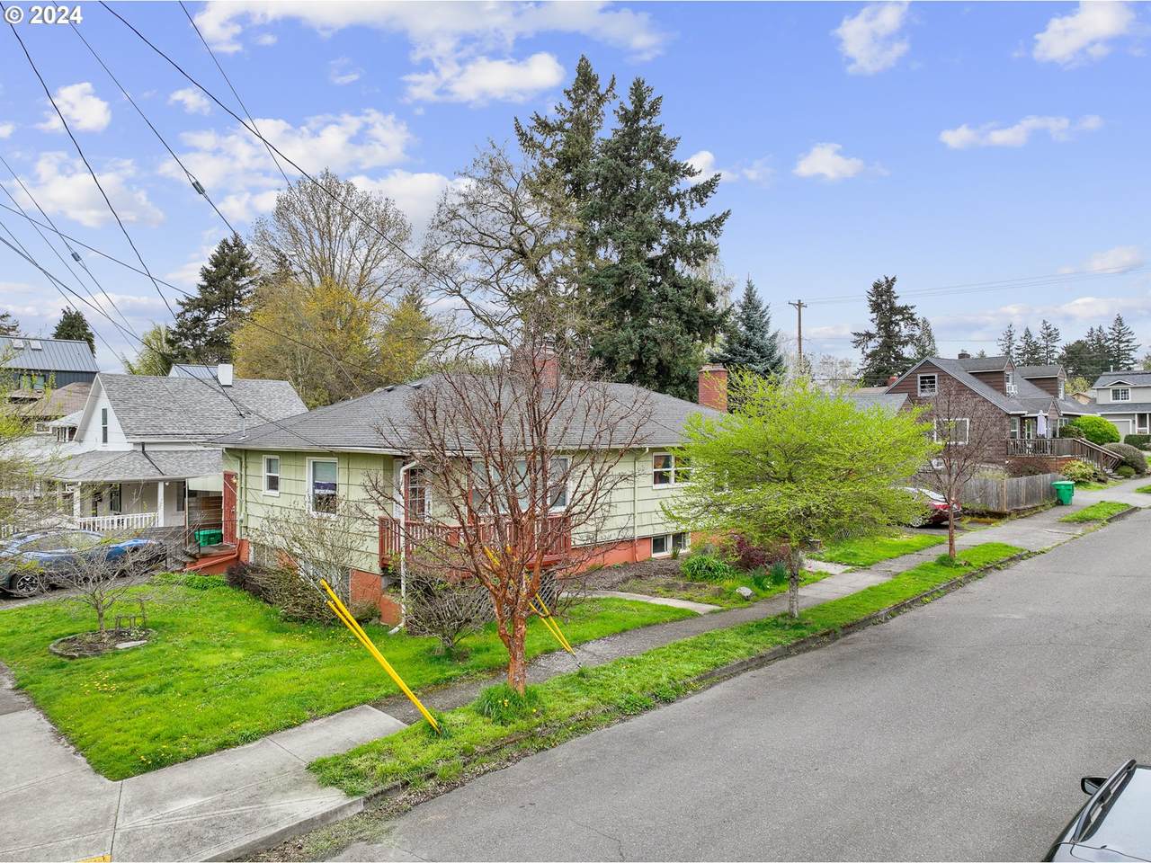 https://bt-photos.global.ssl.fastly.net/portland/1280_boomver_1_230352243-2.jpg