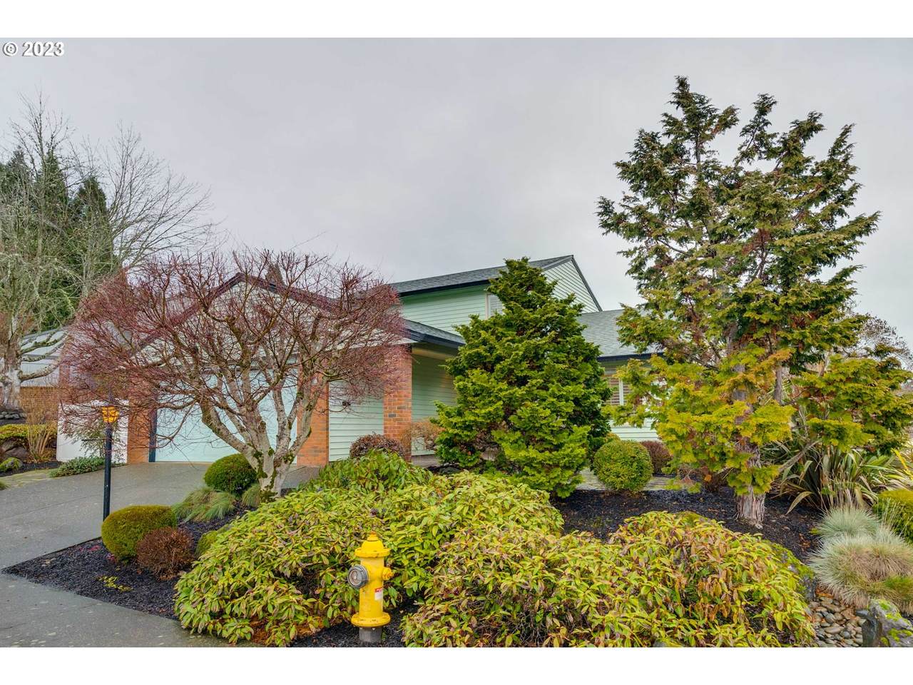 15570 109TH Ave - Photo 1