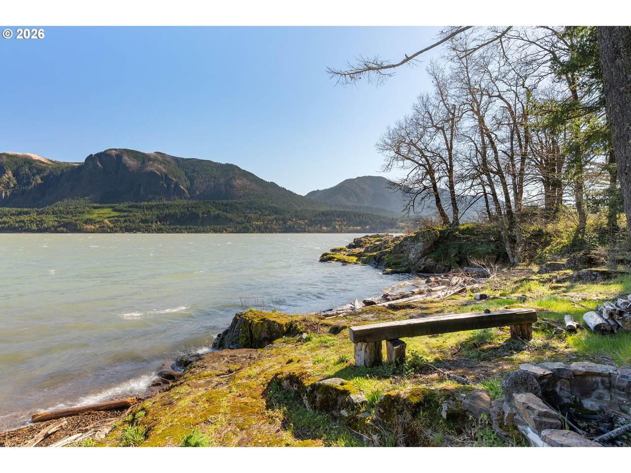 https://bt-photos.global.ssl.fastly.net/portland/1280_boomver_1_230572310-2.jpg