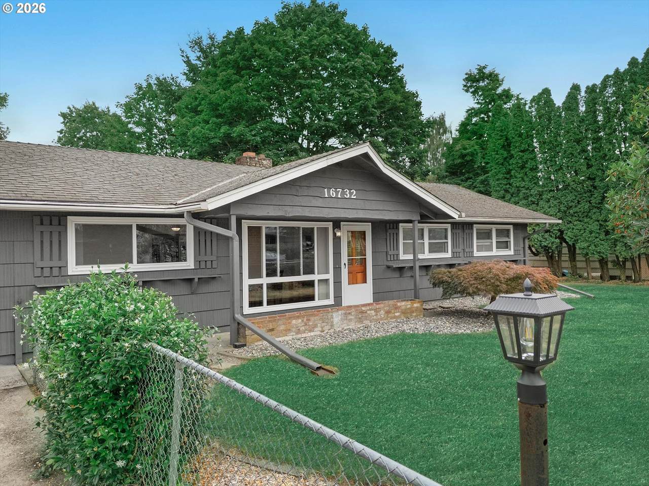 16732 Main St - Photo 1