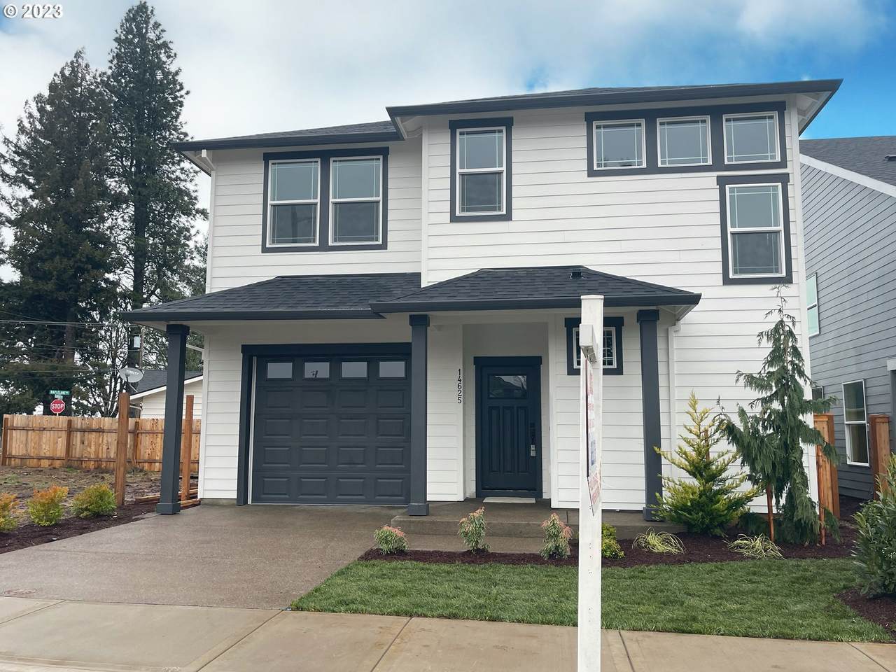 14625 Oregon Iris Way - Photo 1