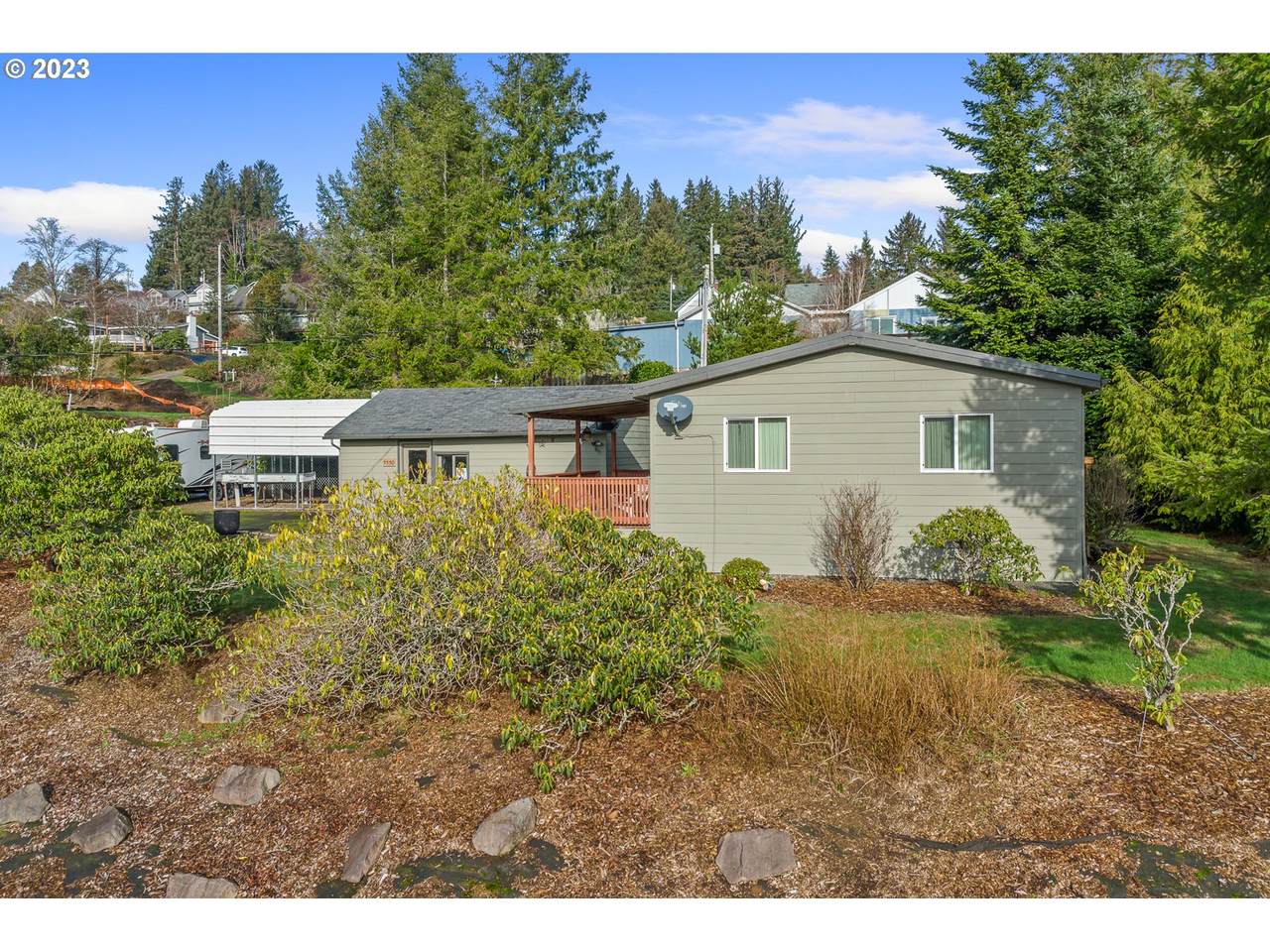 5530 Main St - Photo 1