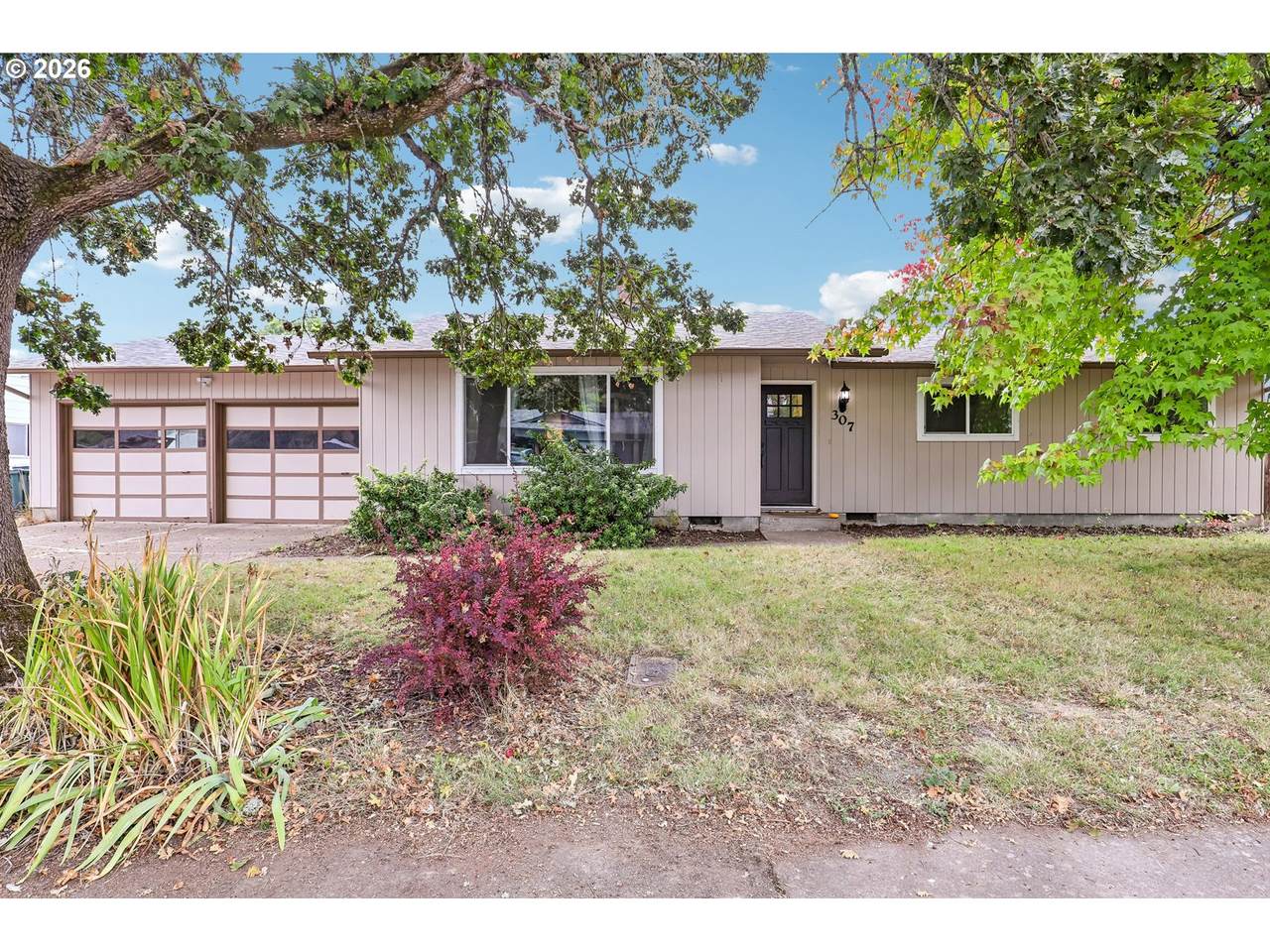 307 Atwater St - Photo 1