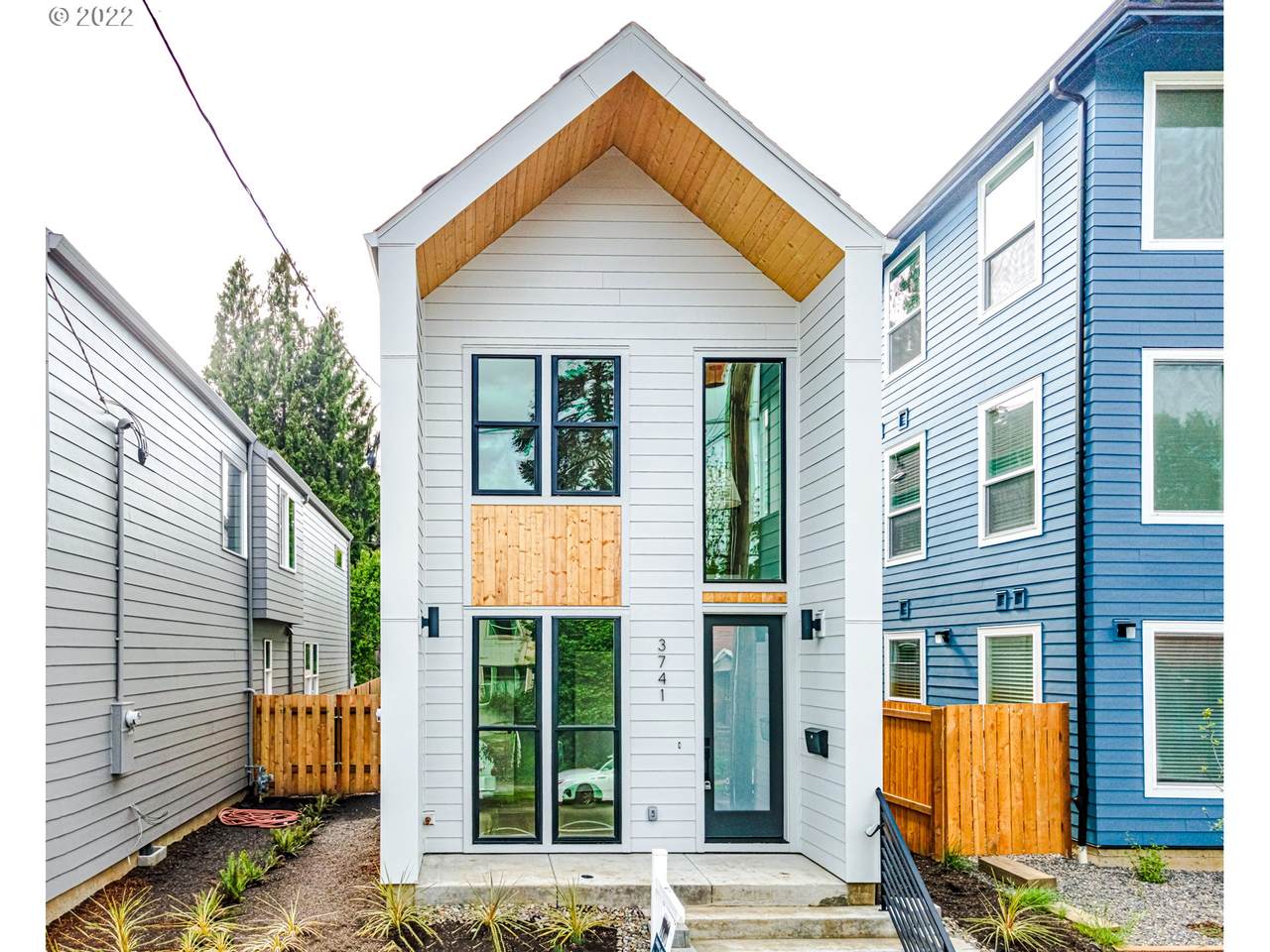 3741 Vancouver Ave - Photo 1