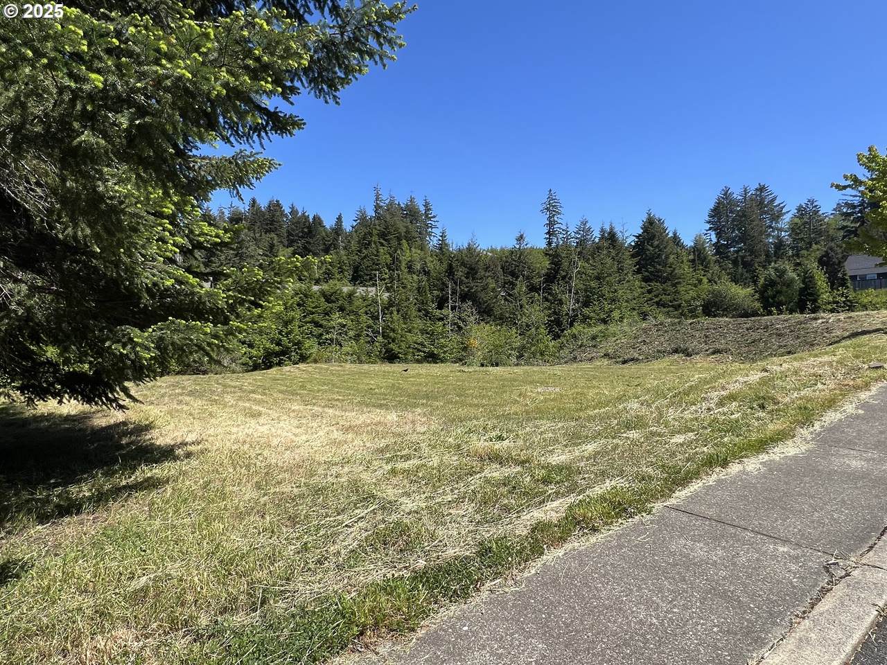 https://bt-photos.global.ssl.fastly.net/portland/1280_boomver_5_231321315-2.jpg