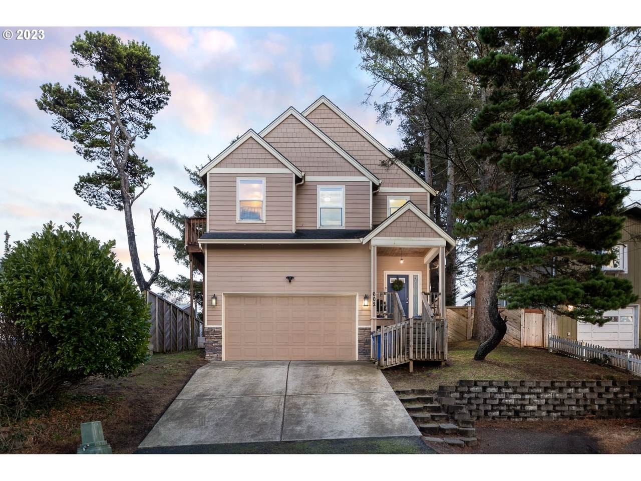 602 Inlet Ave - Photo 1