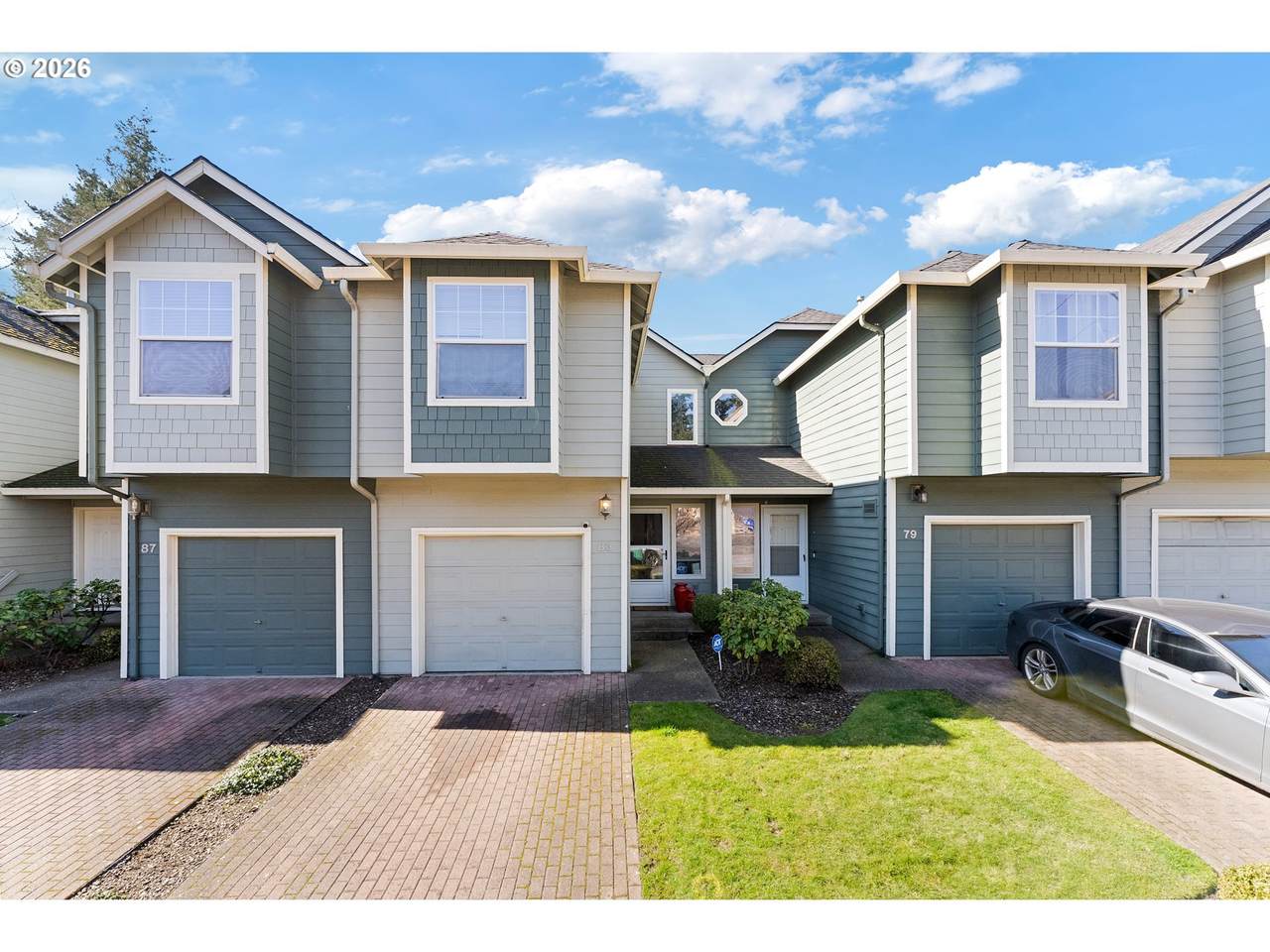 83 176TH Pl - Photo 1