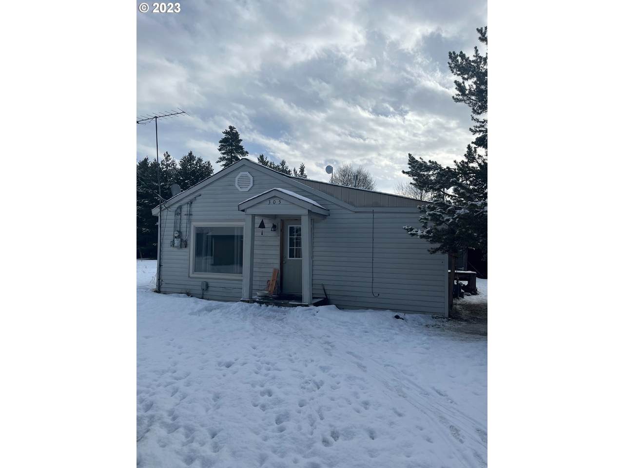 305 Bonner Ln - Photo 1