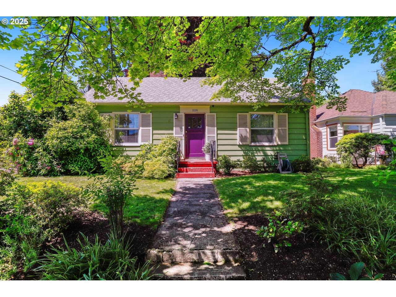 3229 76TH Ave - Photo 1