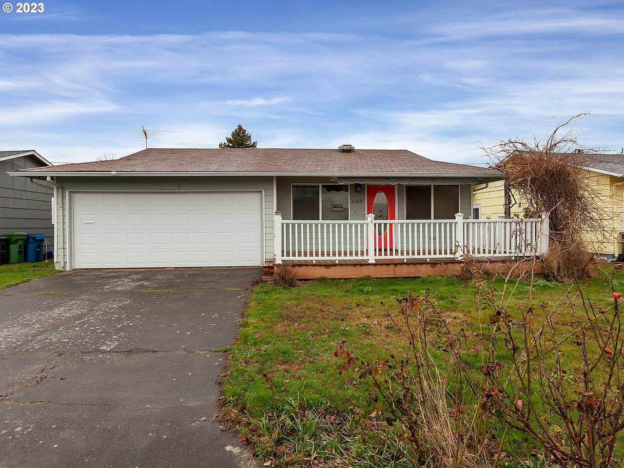 1369 Thompson Rd - Photo 1