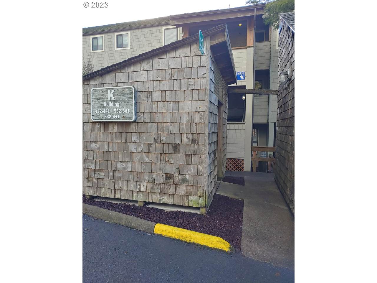 1000 Bay Blvd - Photo 1