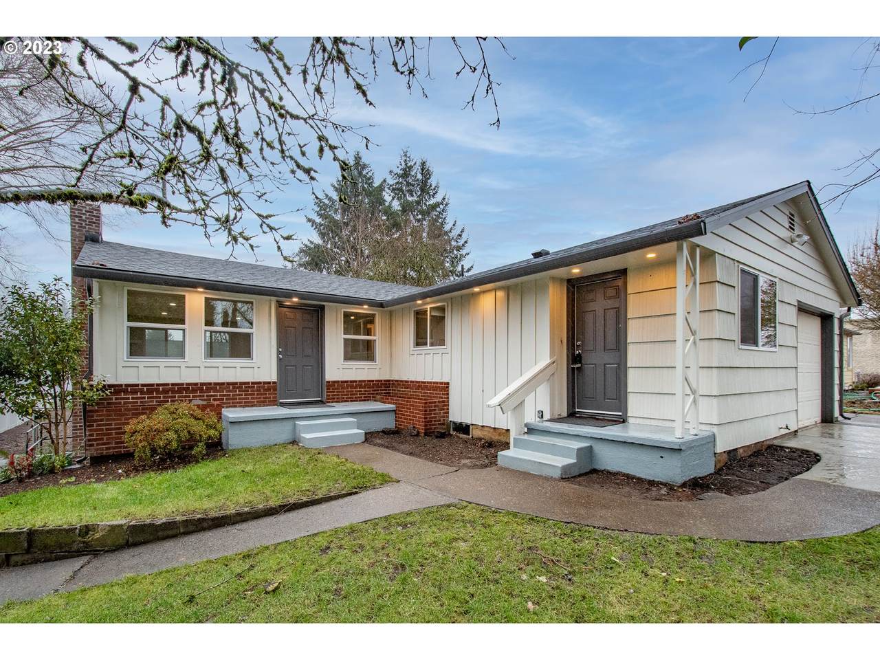 5317 St James Rd - Photo 1