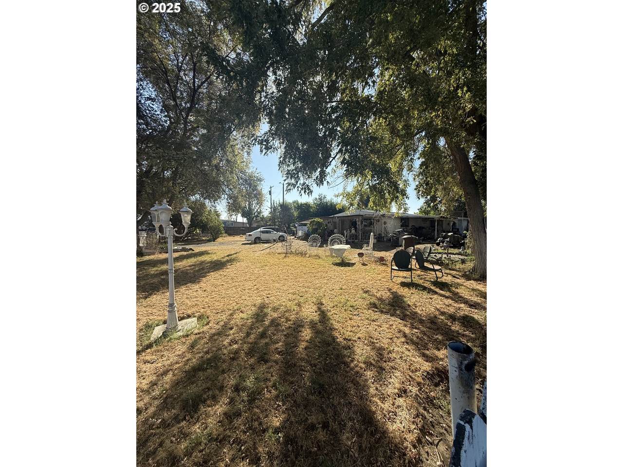 120 Oregon Ave - Photo 1