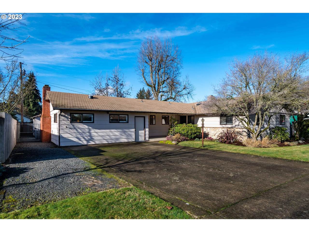 3180 Stark St - Photo 1