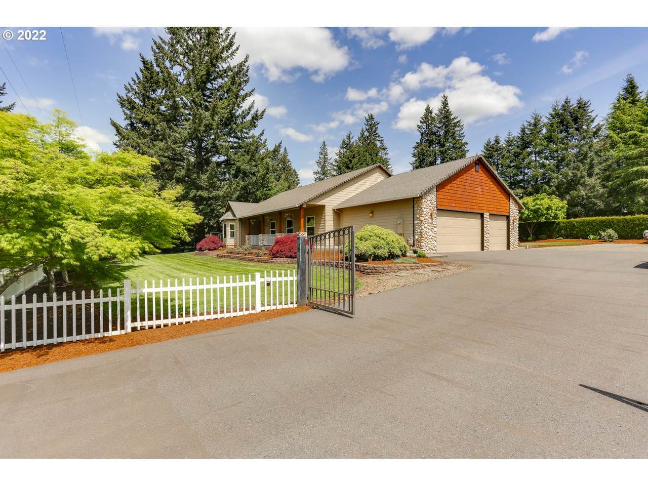 11954 362ND Ave - Photo 1