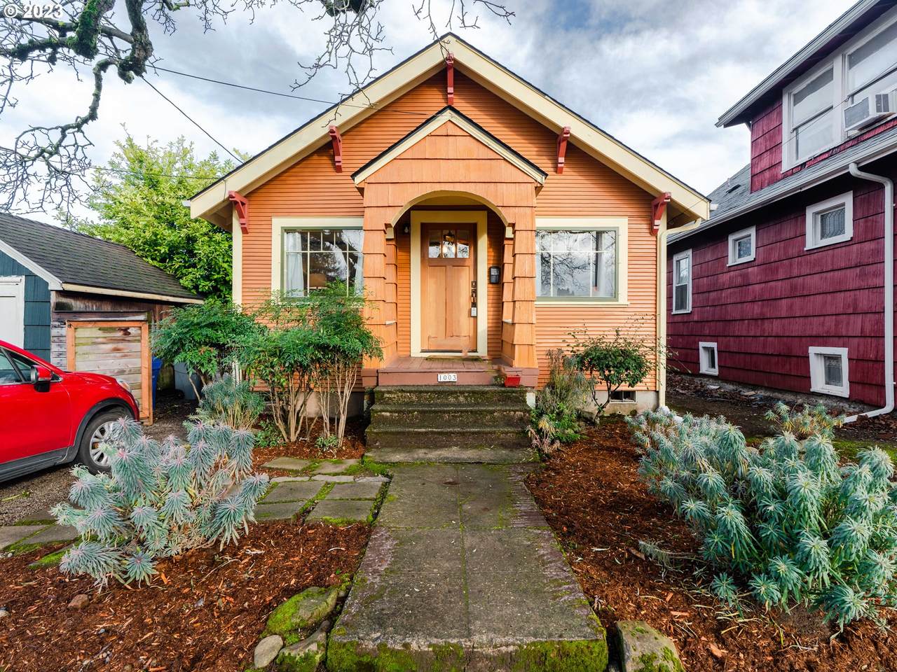 1003 Bryant St - Photo 1