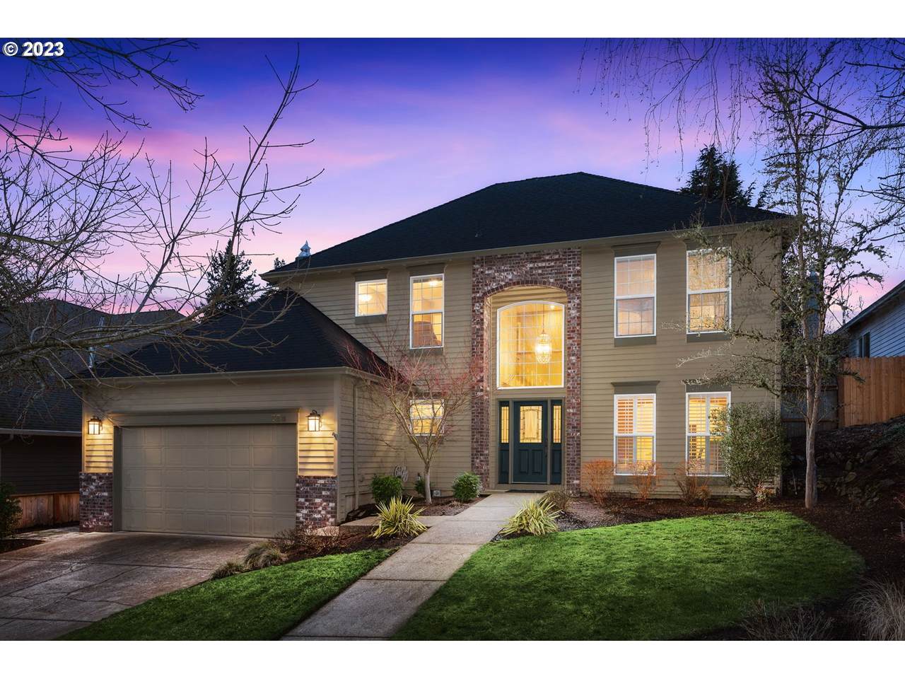 758 Nicole Dr - Photo 1