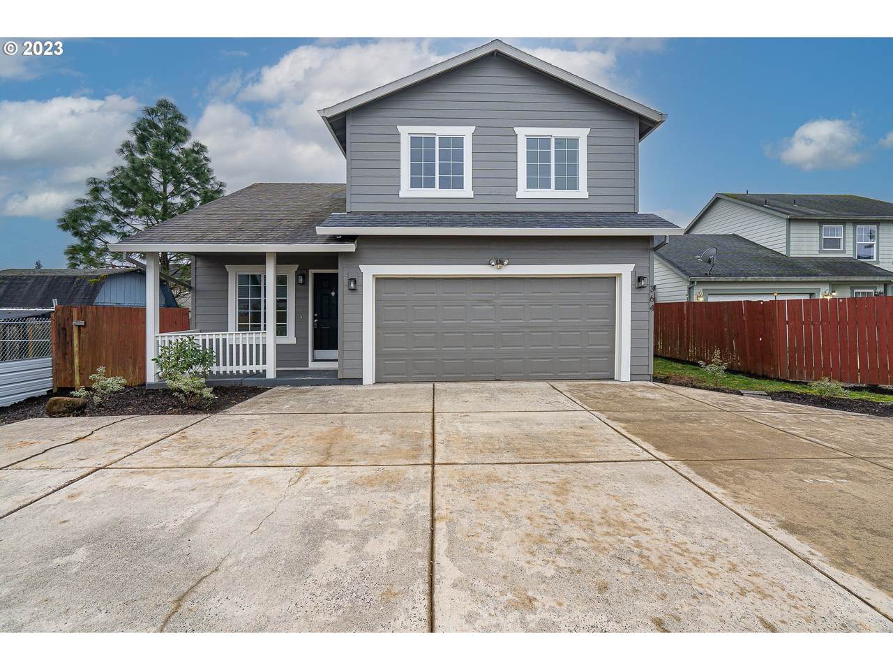 364 Blair St - Photo 1