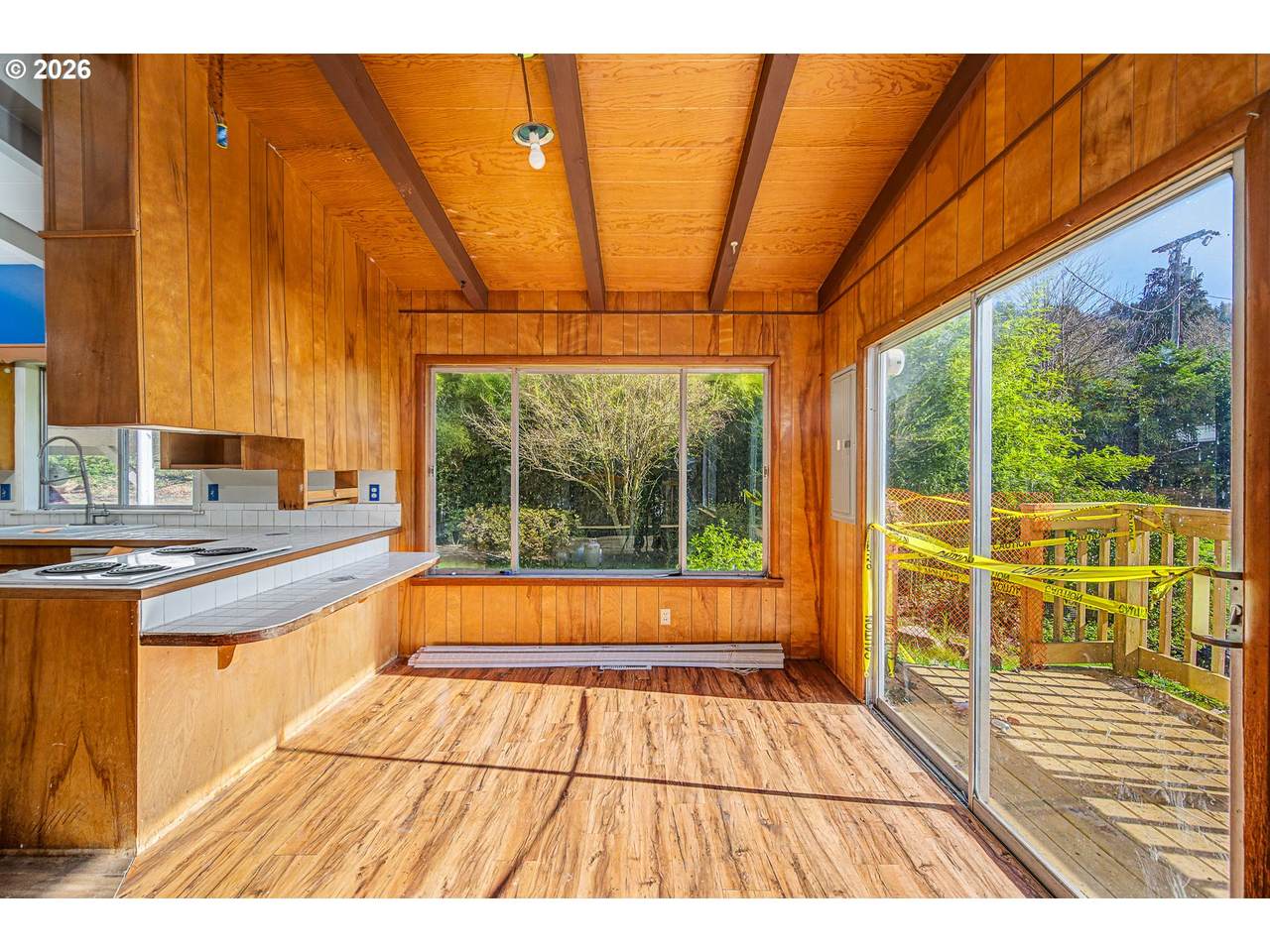 https://bt-photos.global.ssl.fastly.net/portland/1280_boomver_1_233657191-2.jpg