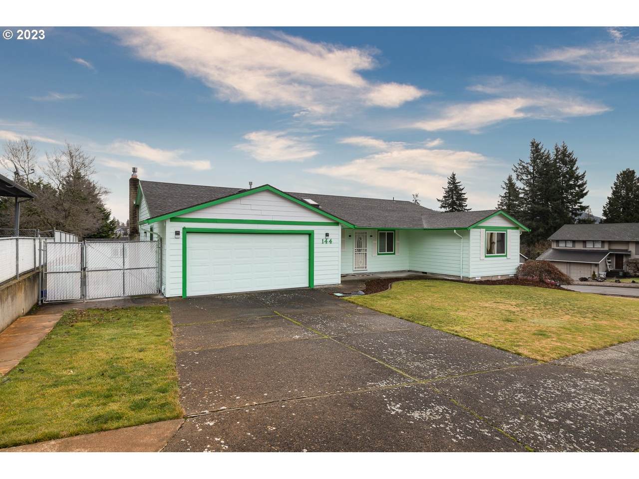 144 Pleasant View Ave - Photo 1