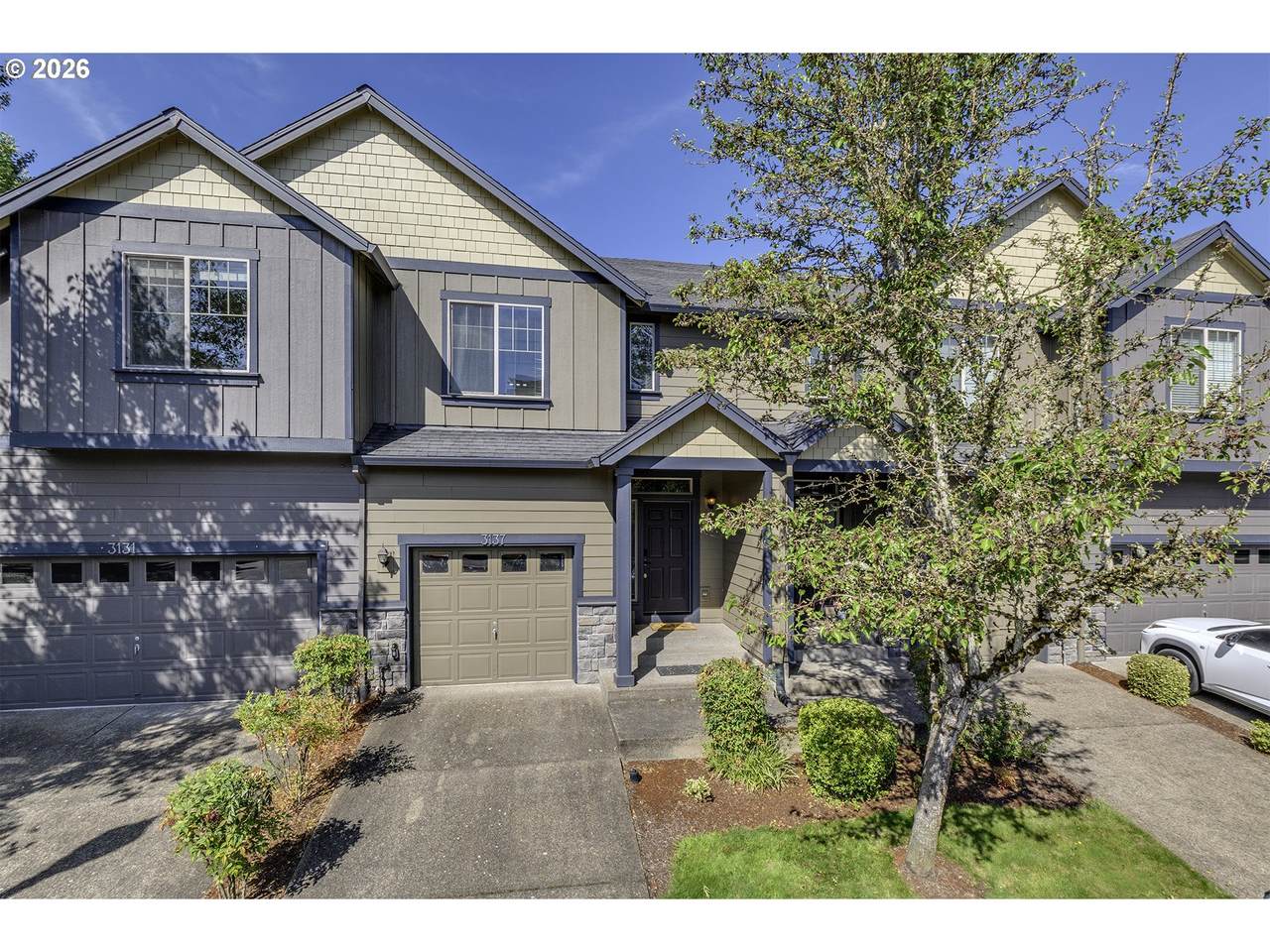 3137 14TH Pl - Photo 1