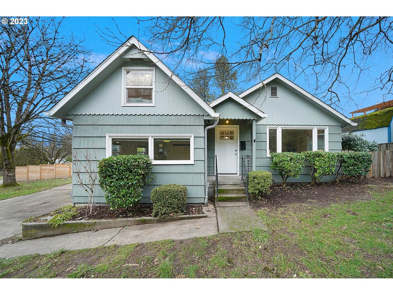 11054 61ST Ave - Photo 1