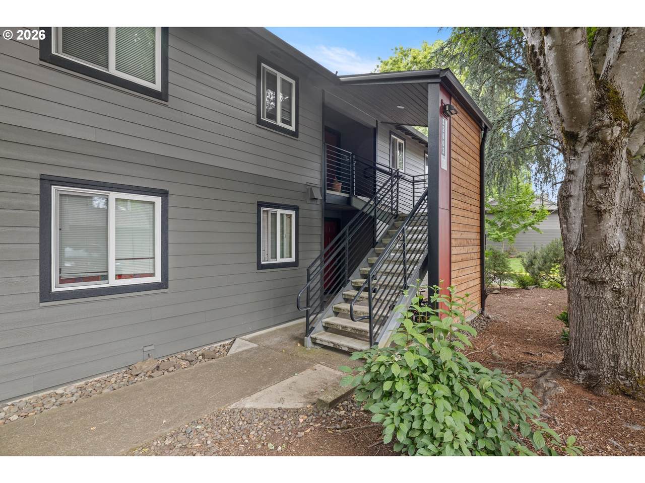 https://bt-photos.global.ssl.fastly.net/portland/1280_boomver_1_234668065-2.jpg