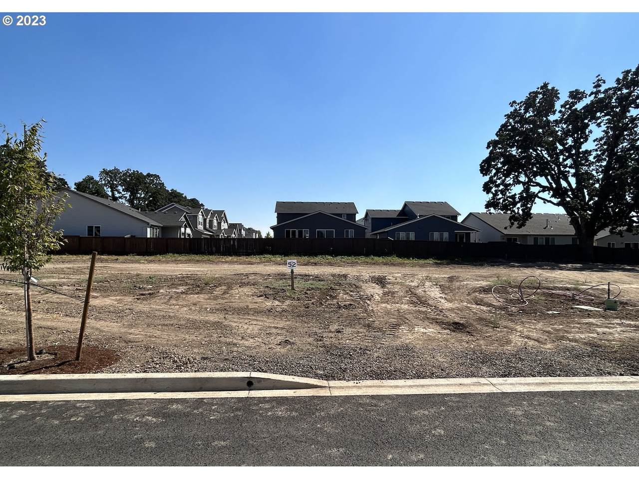 1564 Tracy St - Photo 1