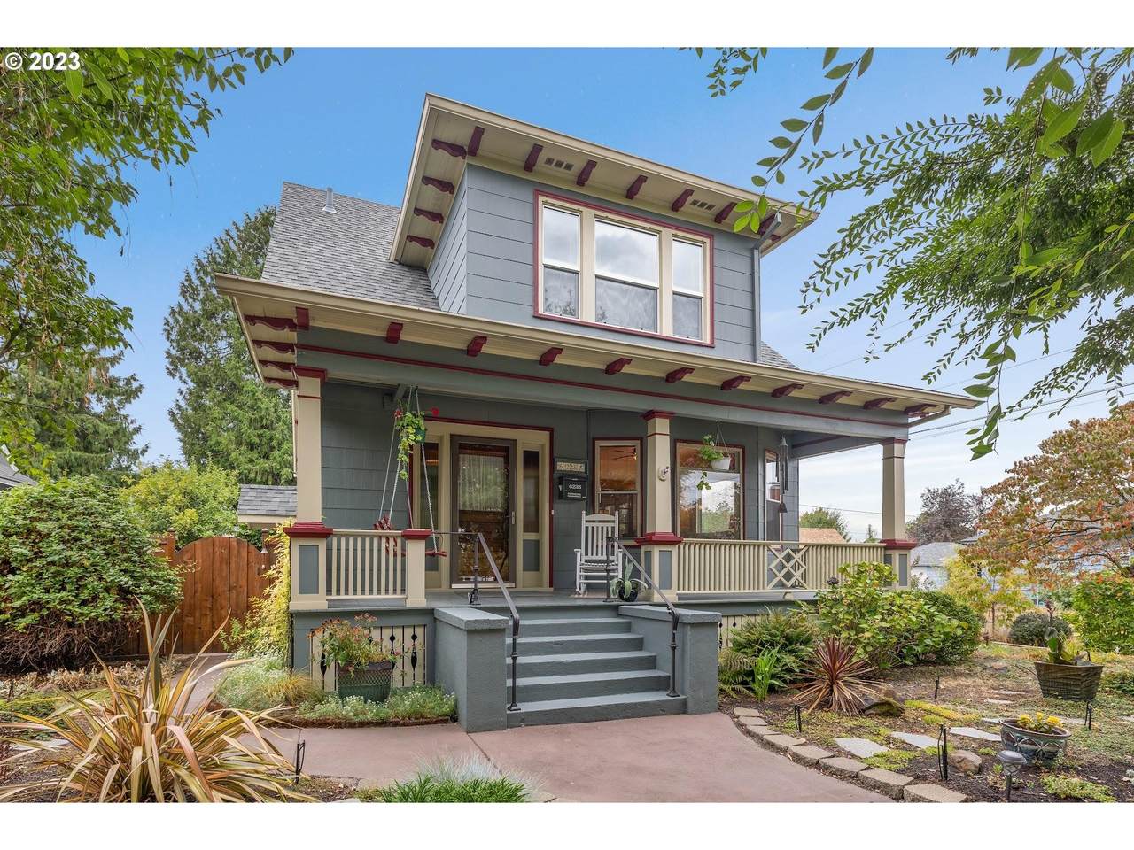6235 Denver Ave - Photo 1