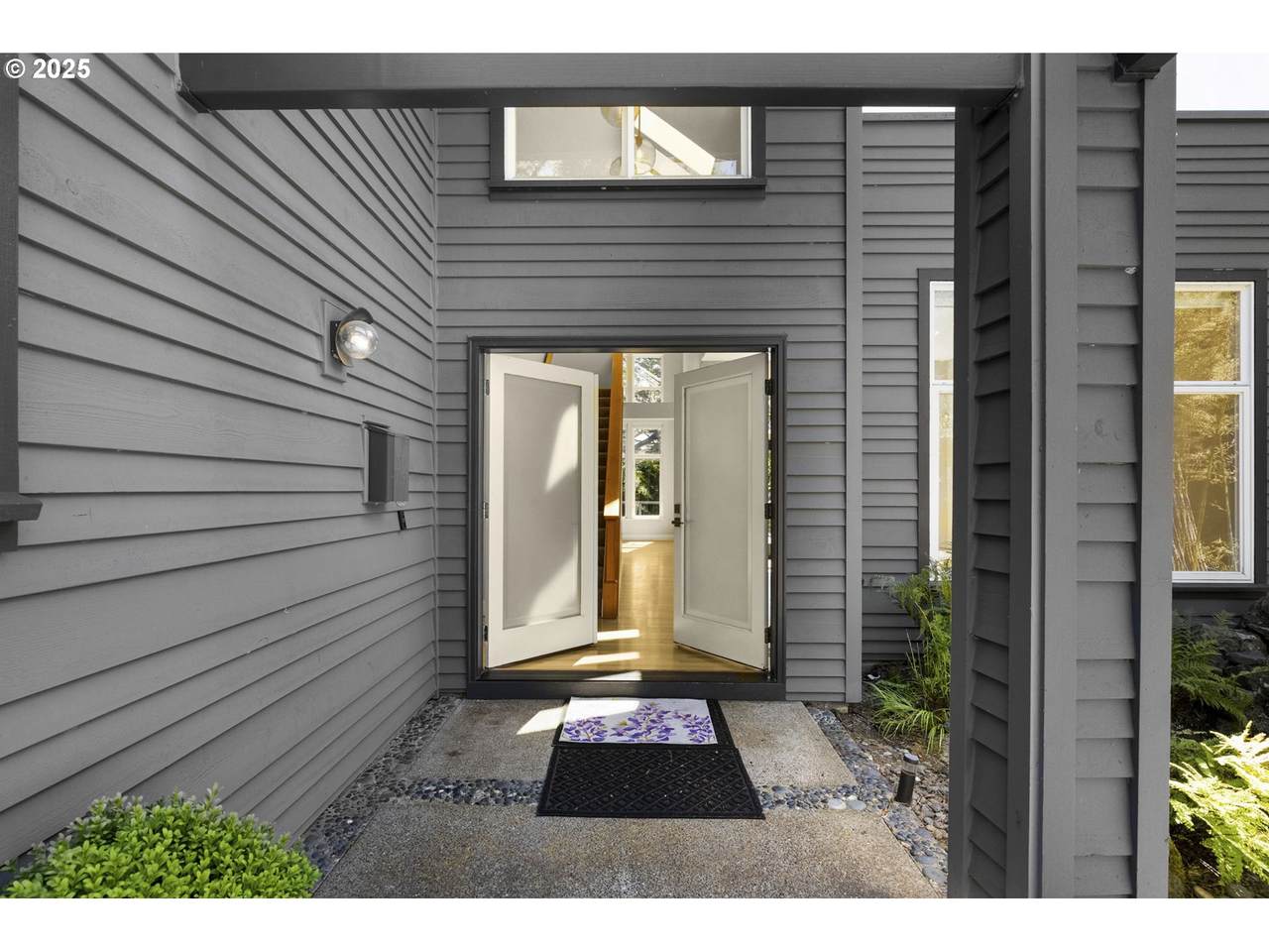 https://bt-photos.global.ssl.fastly.net/portland/1280_boomver_1_234975698-2.jpg