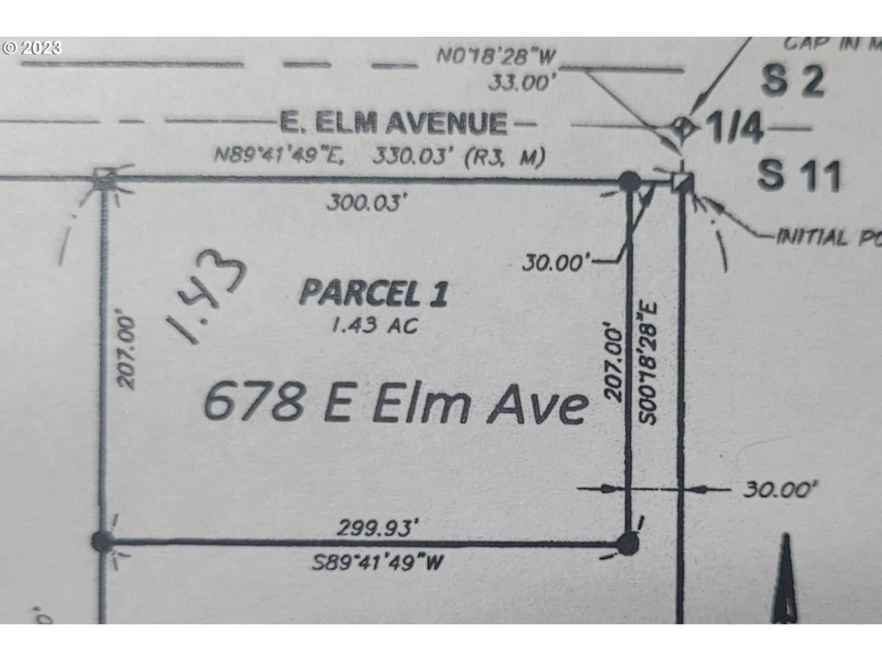 678 Elm Ave - Photo 1