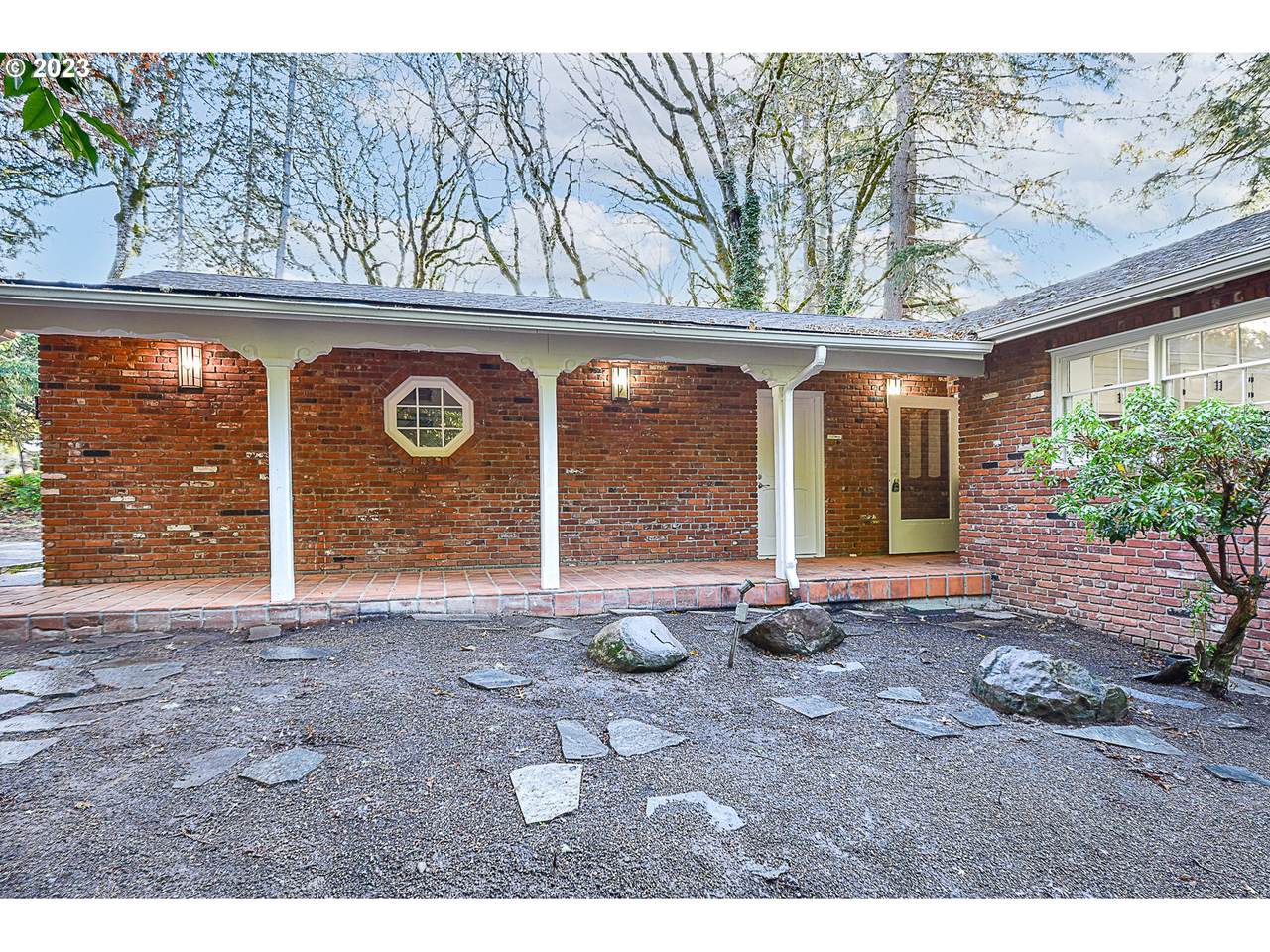 3215 Sumac Dr - Photo 1